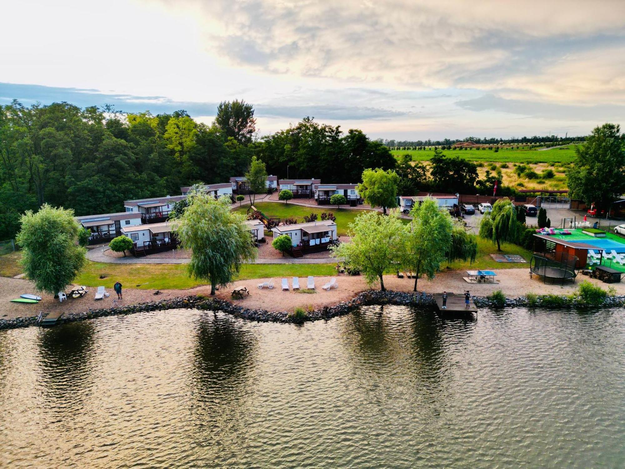 Panorama Garden Pasohlavky Villa Exterior photo